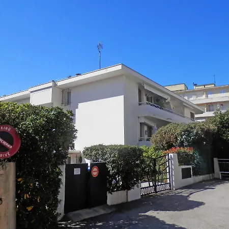 Le Marlyne 2 By Interhome * Cannes